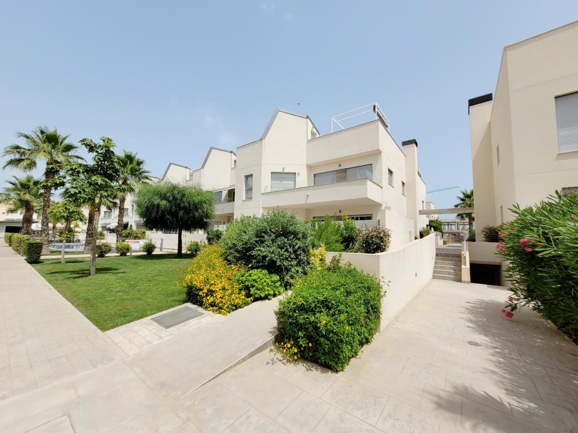 Pmt01 - Modern, Luxury With Heated Pool Apartment Torrevieja Bagian luar foto