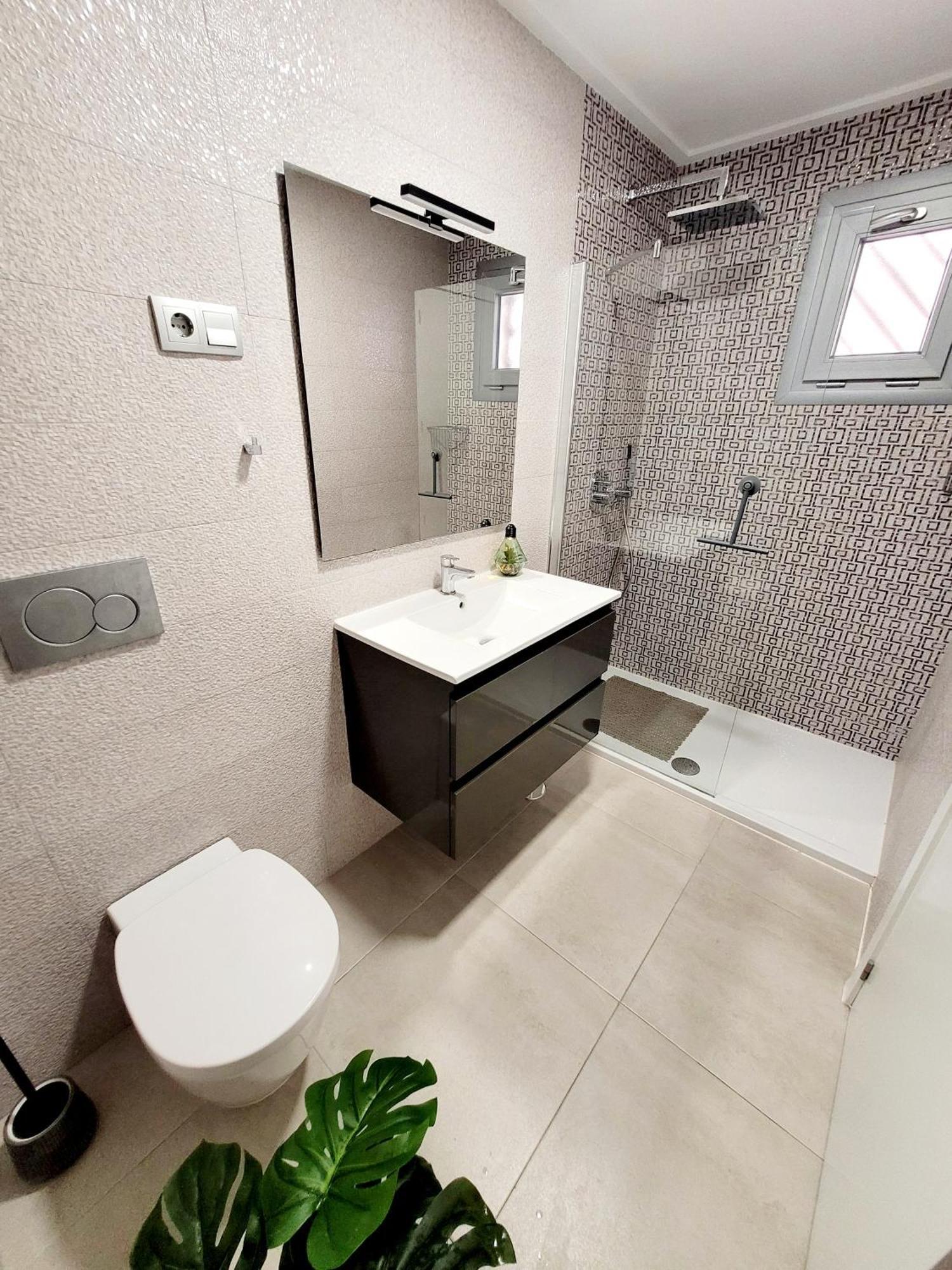 Pmt01 - Modern, Luxury With Heated Pool Apartment Torrevieja Bagian luar foto